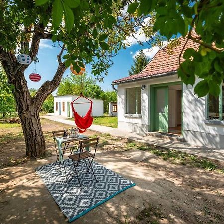 Dobo13 Lägenhet Balatonboglár Exteriör bild